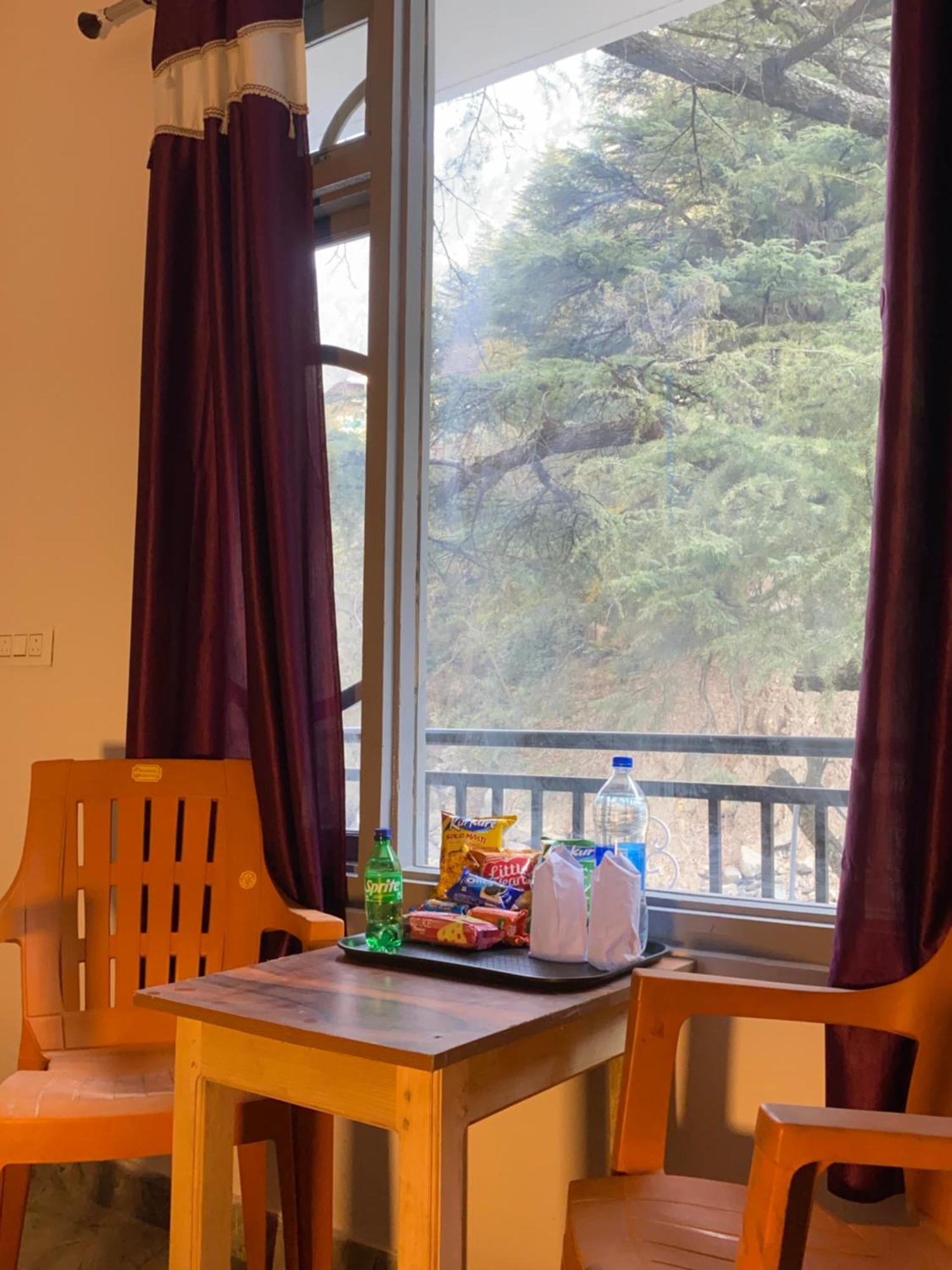 Hom House Of Mannmauji Riverside Kasol Bagian luar foto